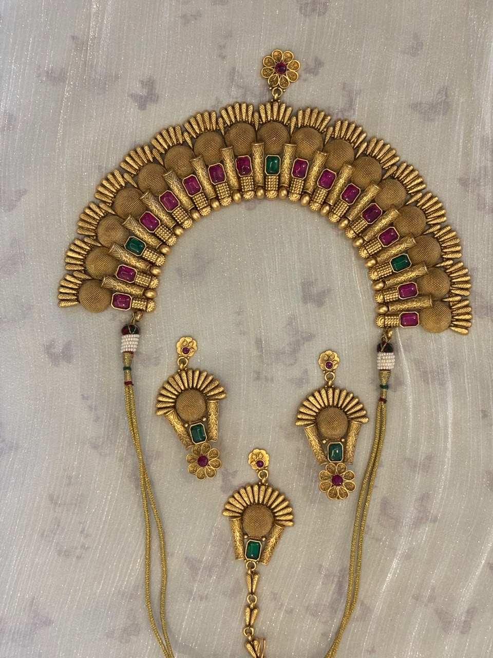 Antique Lotus Petal Bridal Choker Set