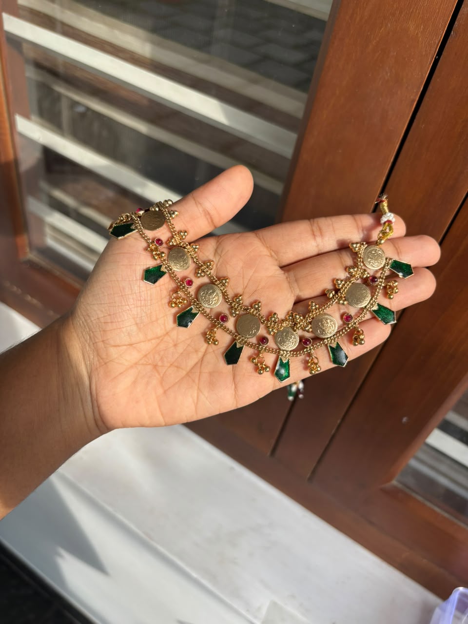 Traditional Kasu & Nagapada Green Enamel Choker Set