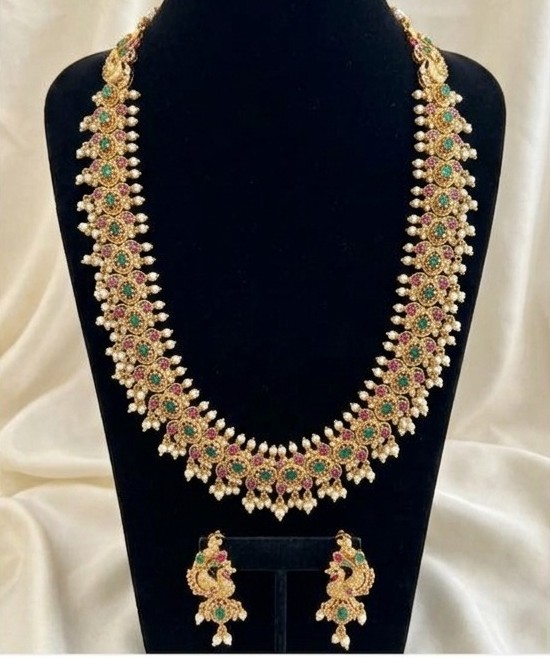 Traditional Antique Gold Kemp, Emerald & Pearl Long Haaram Set